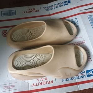 Goto G Elastic Sandals Sz 38/39 Eur